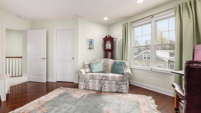 40 Beacon Light Ln, Buckeye Lake, OH 43008 - sitting room with visible vents, baseboards, recessed lighting, and wood finished floors