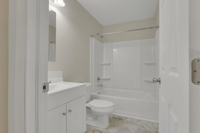 574 Koebel Ave, Columbus, OH 43207 - bathroom featuring toilet, vanity, and shower / bathtub combination
