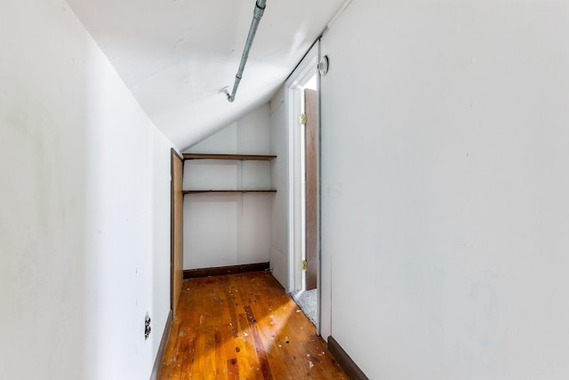 1738 W Chestnut St, Lancaster, OH 43130 - spacious closet featuring hardwood / wood-style floors