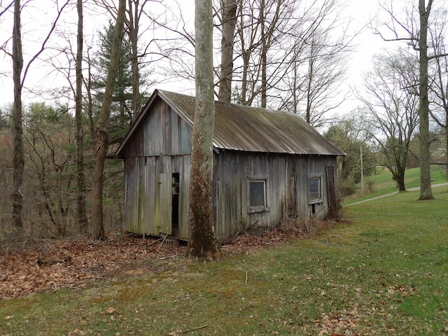 view of outbuilding with an outdoor structure