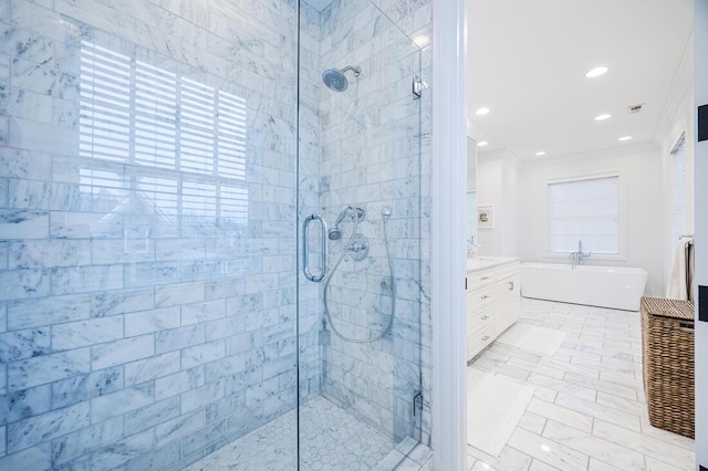 6920 Clivdon Mews, New Albany, OH 43054 - full bath with a shower stall, vanity, and a soaking tub