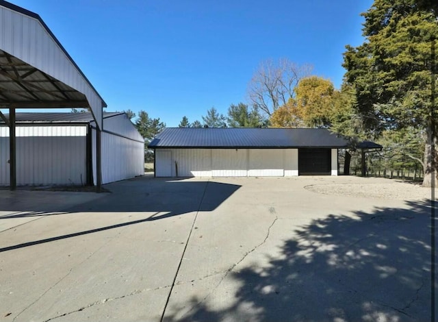 4070 Tradersville Brighton Rd, London, OH 43140 - view of detached garage