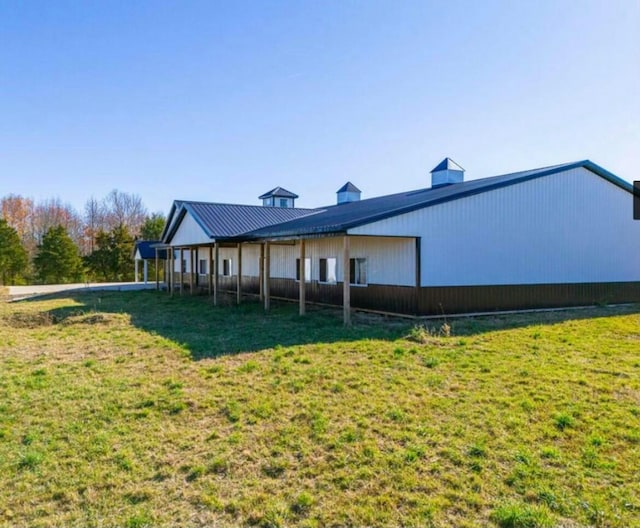 4070 Tradersville Brighton Rd, London, OH 43140 - rear view of house with a lawn