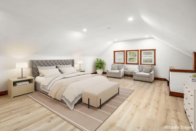 1065-1067 Franklin Ave, Columbus, OH 43205 - bedroom with light wood-style flooring, lofted ceiling, baseboards, and recessed lighting