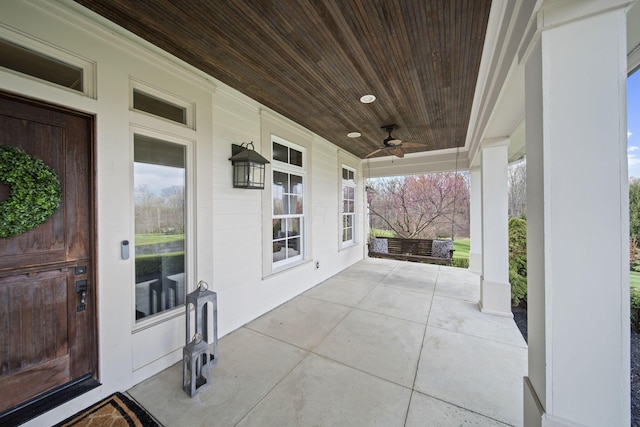 view of patio with covered porch and ceiling fan