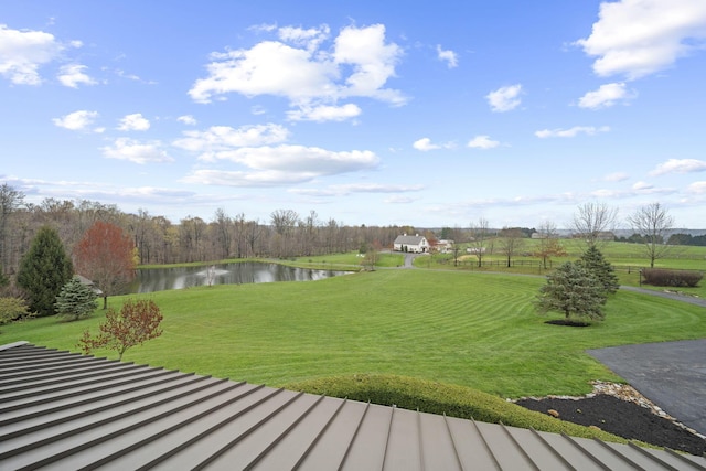 view of yard with a water view