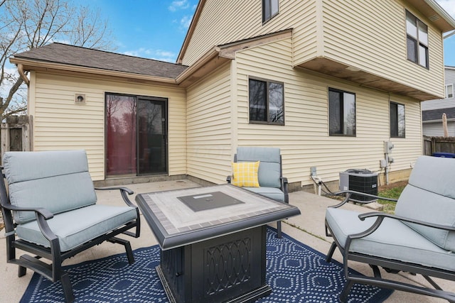 1581 Ringfield Dr, Galloway, OH 43119 - view of patio / terrace featuring an outdoor living space, central air condition unit, and fence