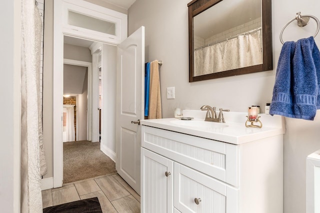 444 S 22nd St, Columbus, OH 43205 - full bath featuring vanity