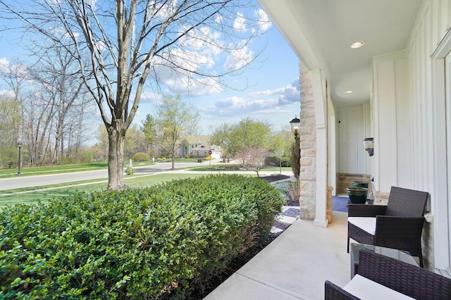6795 Macneil Dr, Dublin, OH 43017 - view of patio / terrace