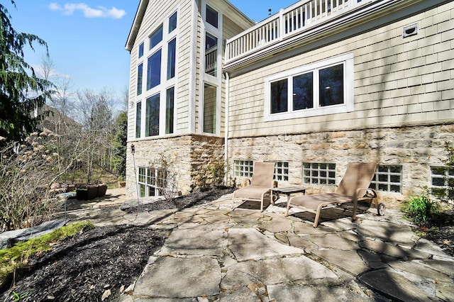 6795 Macneil Dr, Dublin, OH 43017 - view of patio with a balcony