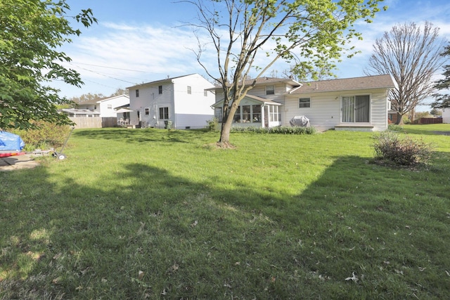 6693 Red Coach Ln, Reynoldsburg, OH 43068 - view of yard with fence