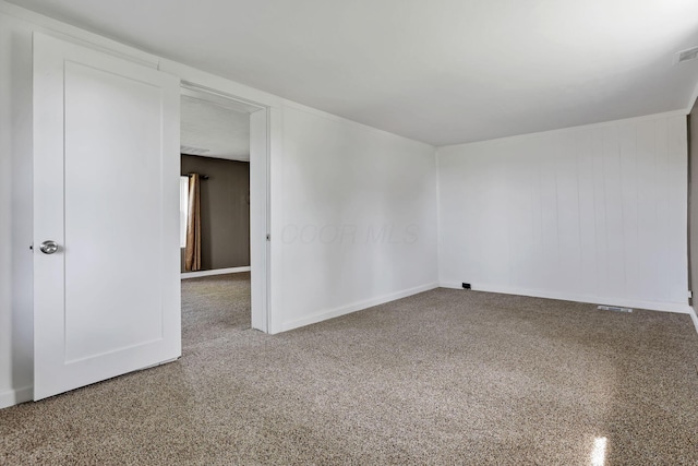 8400 16th Rd Unit Sw, Amanda, OH 43102 - unfurnished room with visible vents and baseboards