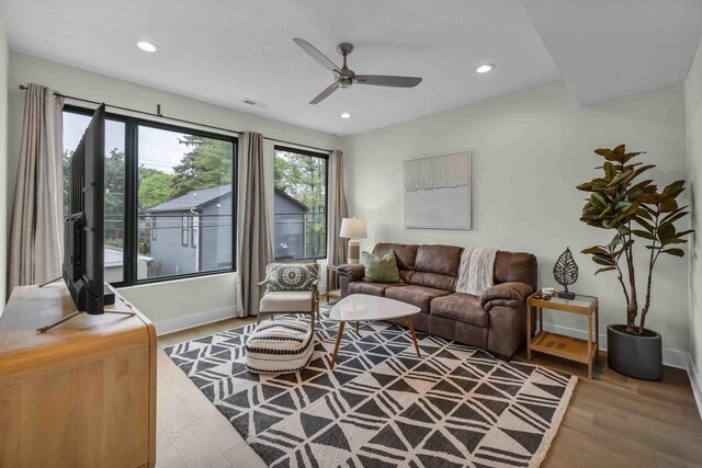 362-366 Zimpfer St Unit 1-3, Columbus, OH 43206 - living room featuring a ceiling fan, wood finished floors, recessed lighting, and baseboards
