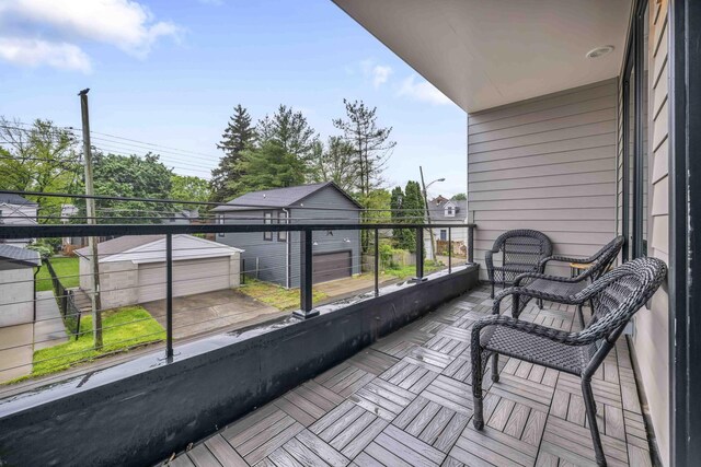 362-366 Zimpfer St Unit 1-3, Columbus, OH 43206 - view of balcony