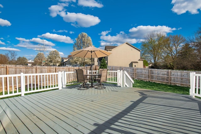 3073 Kola Way, Columbus, OH 43219 - wooden deck with a fenced backyard and outdoor dining area