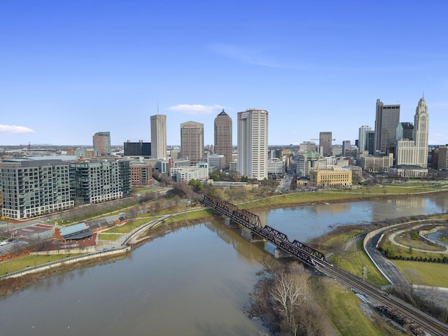 225 John H Mcconnell Blvd Unit 705, Columbus, OH 43215 - city view featuring a water view