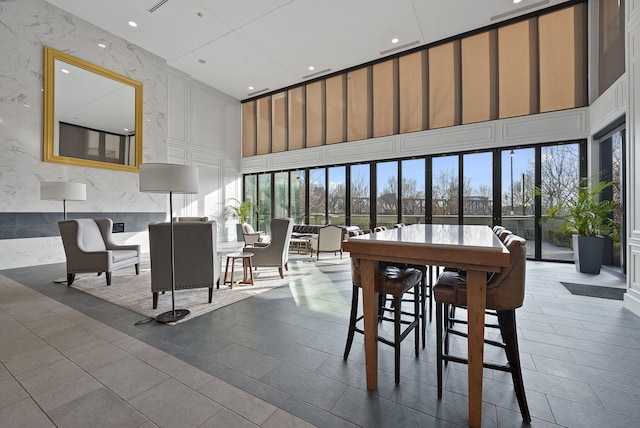 225 John H Mcconnell Blvd Unit 705, Columbus, OH 43215 - interior space with a wealth of natural light, recessed lighting, visible vents, and a high ceiling
