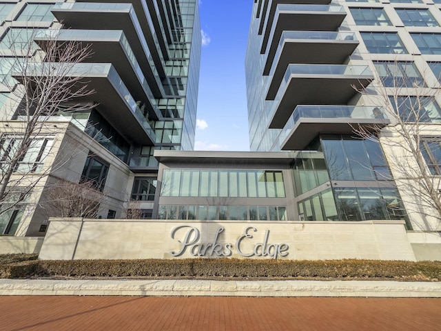 225 John H Mcconnell Blvd Unit 705, Columbus, OH 43215 - view of building exterior