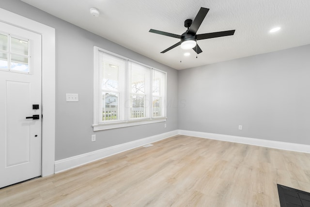271 S Terrace Ave, Columbus, OH 43204 - entryway featuring baseboards, recessed lighting, a textured ceiling, light wood-style floors, and ceiling fan