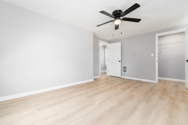 271 S Terrace Ave, Columbus, OH 43204 - spare room with light wood-style flooring, visible vents, baseboards, and ceiling fan