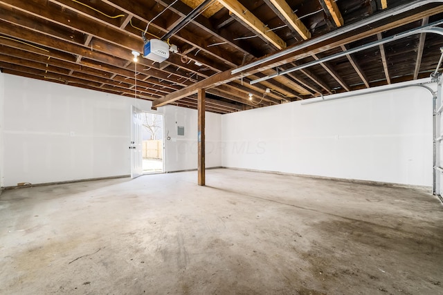 271 S Terrace Ave, Columbus, OH 43204 - garage with a garage door opener