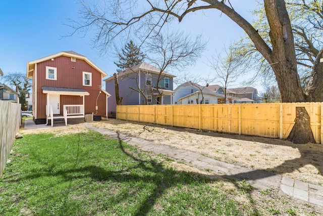 271 S Terrace Ave, Columbus, OH 43204 - view of yard featuring cooling unit and fence
