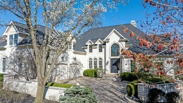 view of front of house with stucco siding