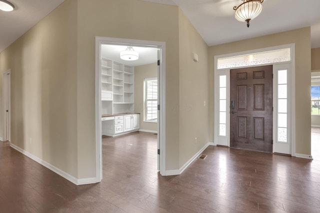 5351 Lilac Ave, Grove City, OH 43123 - entrance foyer featuring dark wood finished floors and baseboards