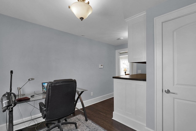 78 N Burgess Ave, Columbus, OH 43204 - office area with baseboards and dark wood-style floors