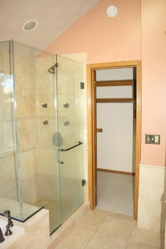 9010 Barassie Pl, Dublin, OH 43017 - photo 15