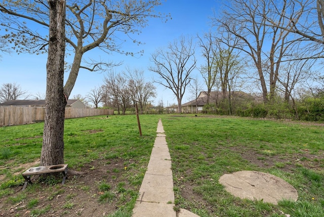 1779 Fairwood Ave, Columbus, OH 43207 - view of yard with fence