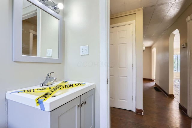 595 Collingwood Ave, Columbus, OH 43213 - bathroom with wood-type flooring and vanity