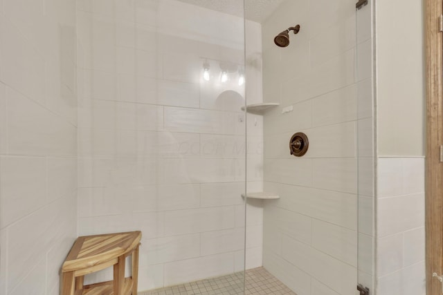 1649 Loudon St, Granville, OH 43023 - full bath with a tile shower