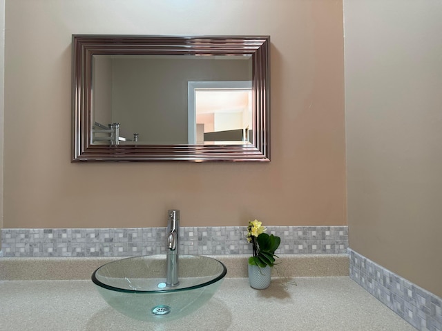1610 Lafayette Dr Unit 1610, Columbus, OH 43220 - bathroom featuring a sink