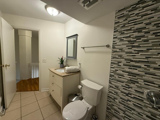 1610 Lafayette Dr Unit 1610, Columbus, OH 43220 - bathroom with tile patterned flooring, toilet, and vanity