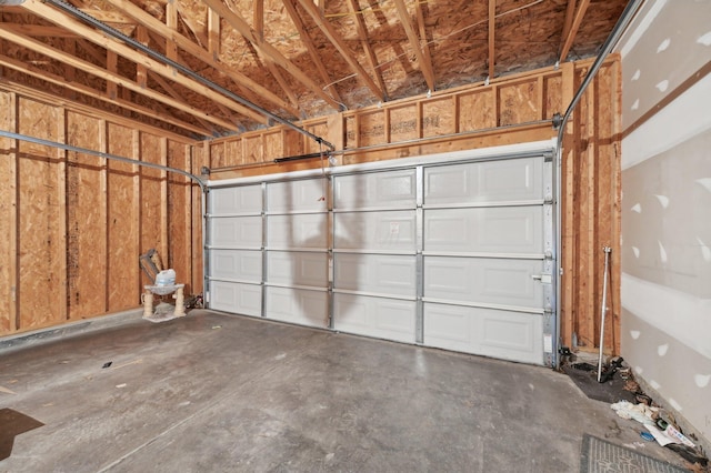 3947 Summerstone Dr, Columbus, OH 43230 - view of garage
