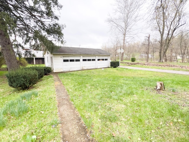 view of detached garage