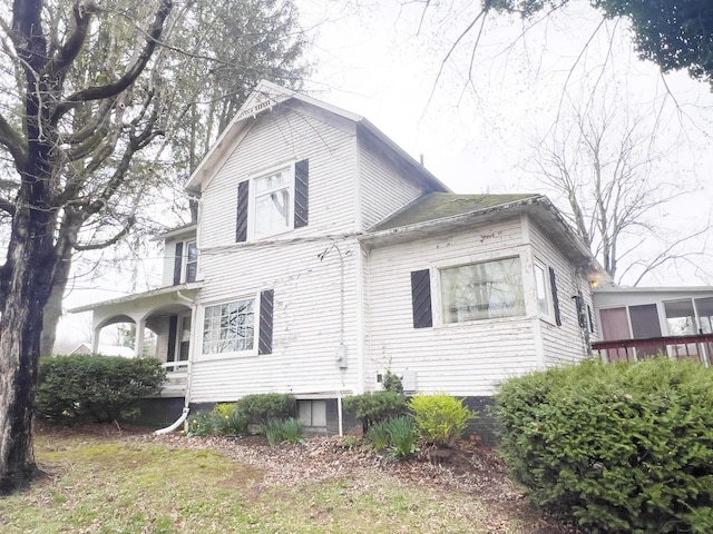 view of side of home