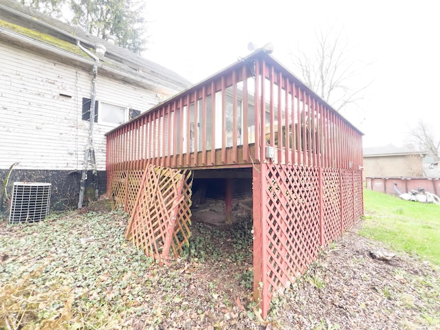 view of outdoor structure featuring cooling unit