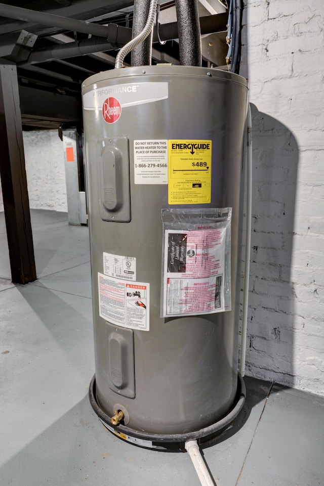 344 E Whittier St, Columbus, OH 43206 - utilities with water heater