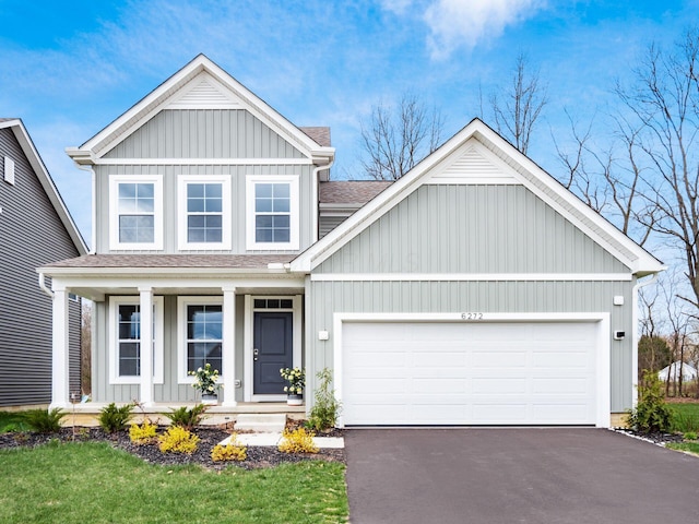 6272 Boone Dr, Powell, OH 43065 - photo 1