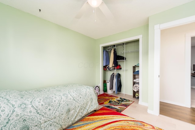 1706 Kinross Ln, Galloway, OH 43119 - bedroom featuring baseboards, a closet, and ceiling fan