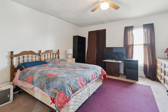 9 S 11th St, Newark, OH 43055 - bedroom with carpet floors and a ceiling fan