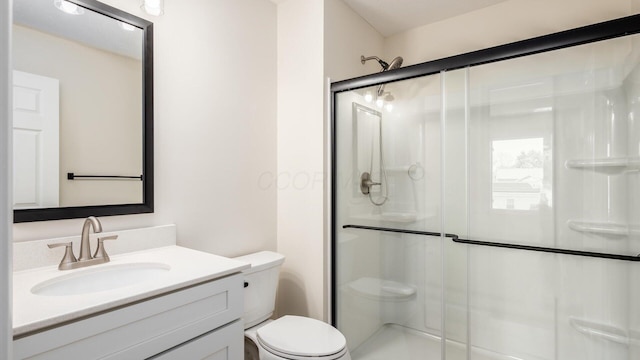 500 Hemlock Pl, Newark, OH 43055 - bathroom with a stall shower, vanity, and toilet