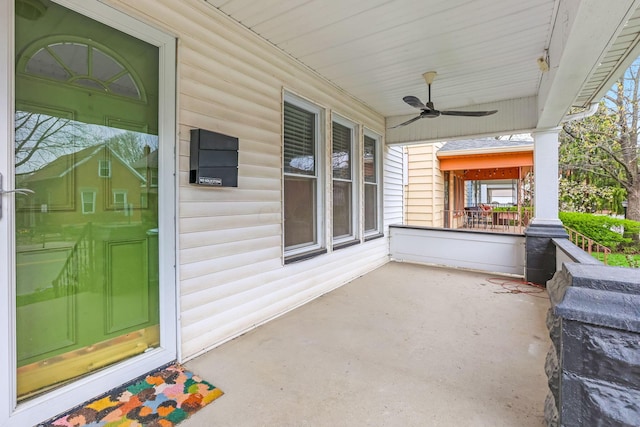 1297 S 4th St, Columbus, OH 43206 - view of patio / terrace featuring a porch and ceiling fan