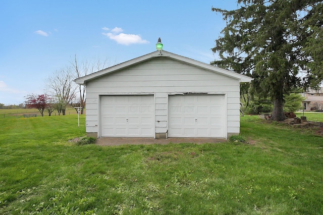 view of detached garage