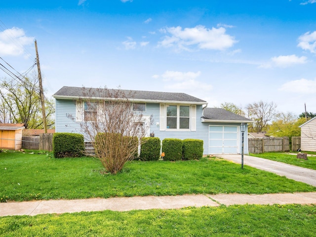 3198 Benham Ct, Columbus, OH 43232 - single story home featuring an attached garage, a front lawn, fence, and driveway