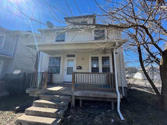 view of front facade featuring a porch