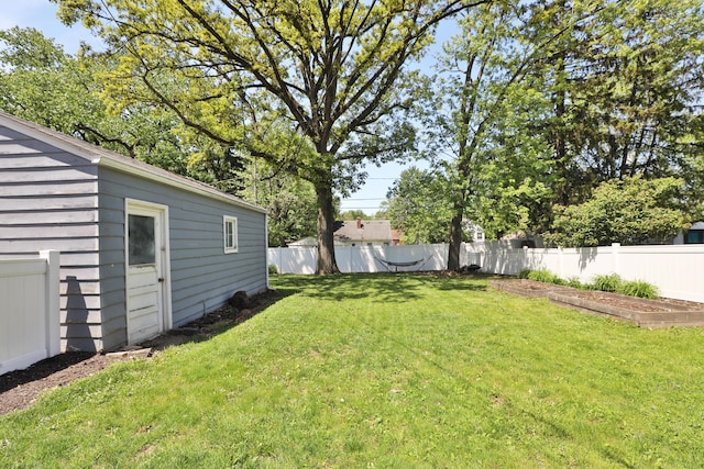 3113 Oaklawn St, Columbus, OH 43224 - view of yard