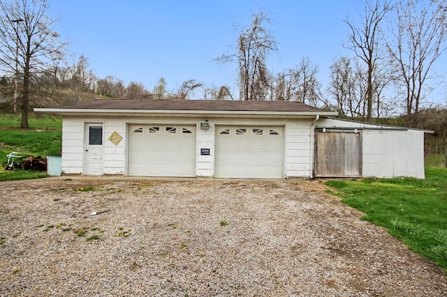 5235 Raiders Rd, Frazeysburg, OH 43822 - view of detached garage